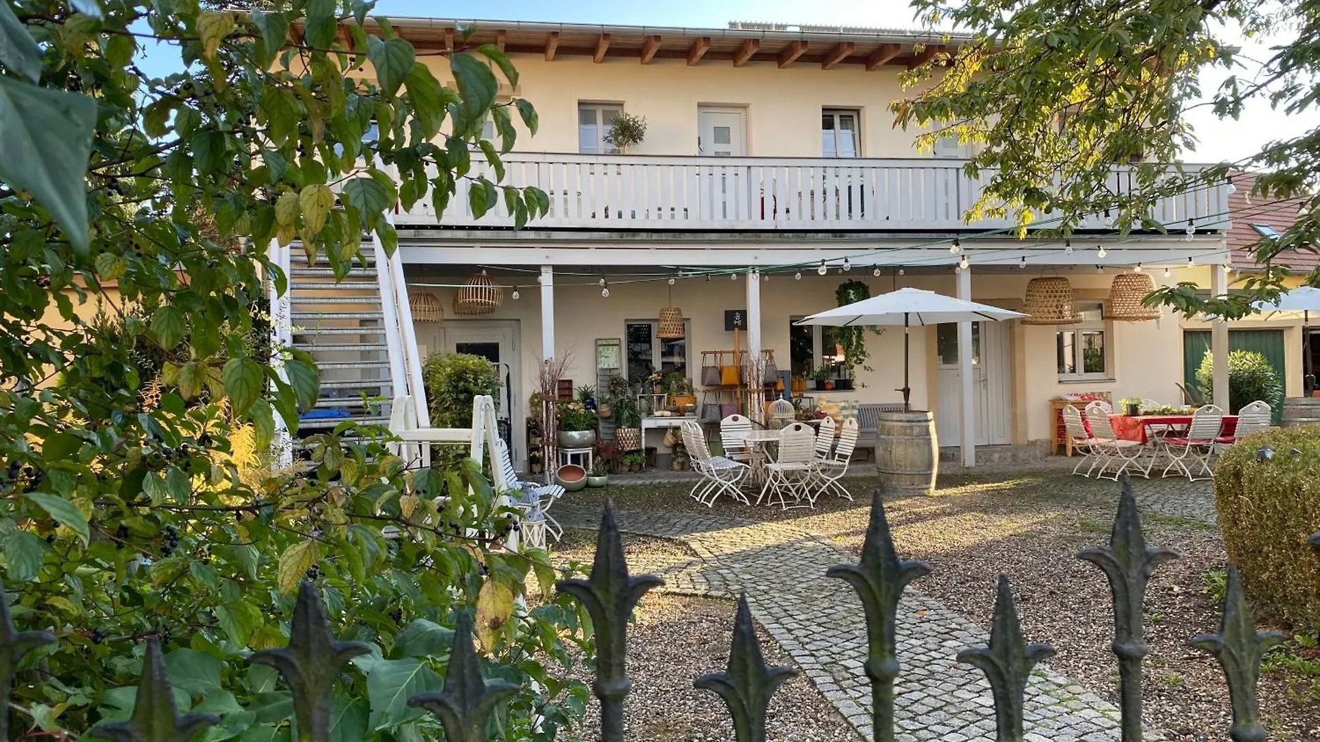 Pension Adele - Ruhig, Direkt Am Elberadweg & Badesee Mit Balkon Dresden Apartment