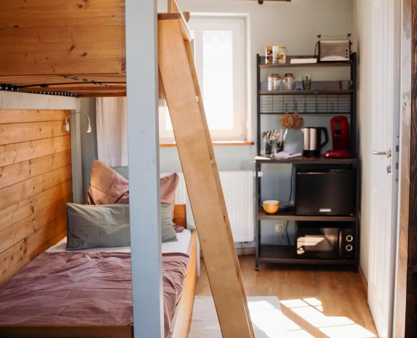 Pension Adele - Ruhig, Direkt Am Elberadweg & Badesee Mit Balkon Dresden 0*,  Deutschland