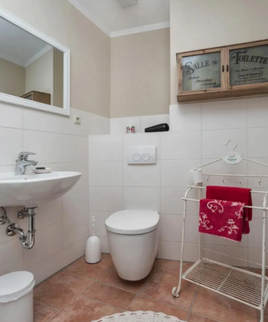 Appartement Pension Adele - Ruhig, Direkt Am Elberadweg & Badesee Mit Balkon Dresde